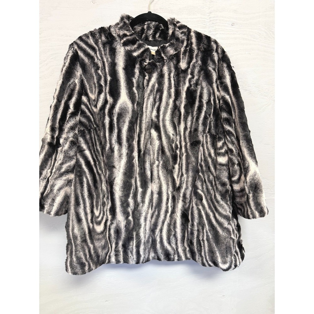 Alfred Dunner Faux Fur Coat Womens 18W Black White Animal Print Funnel Neck